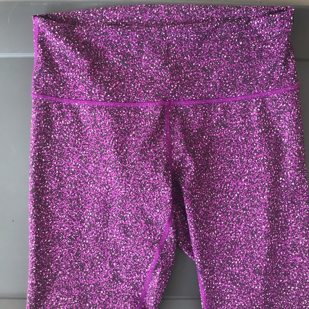 Lululemon Wunder Under HR Crops